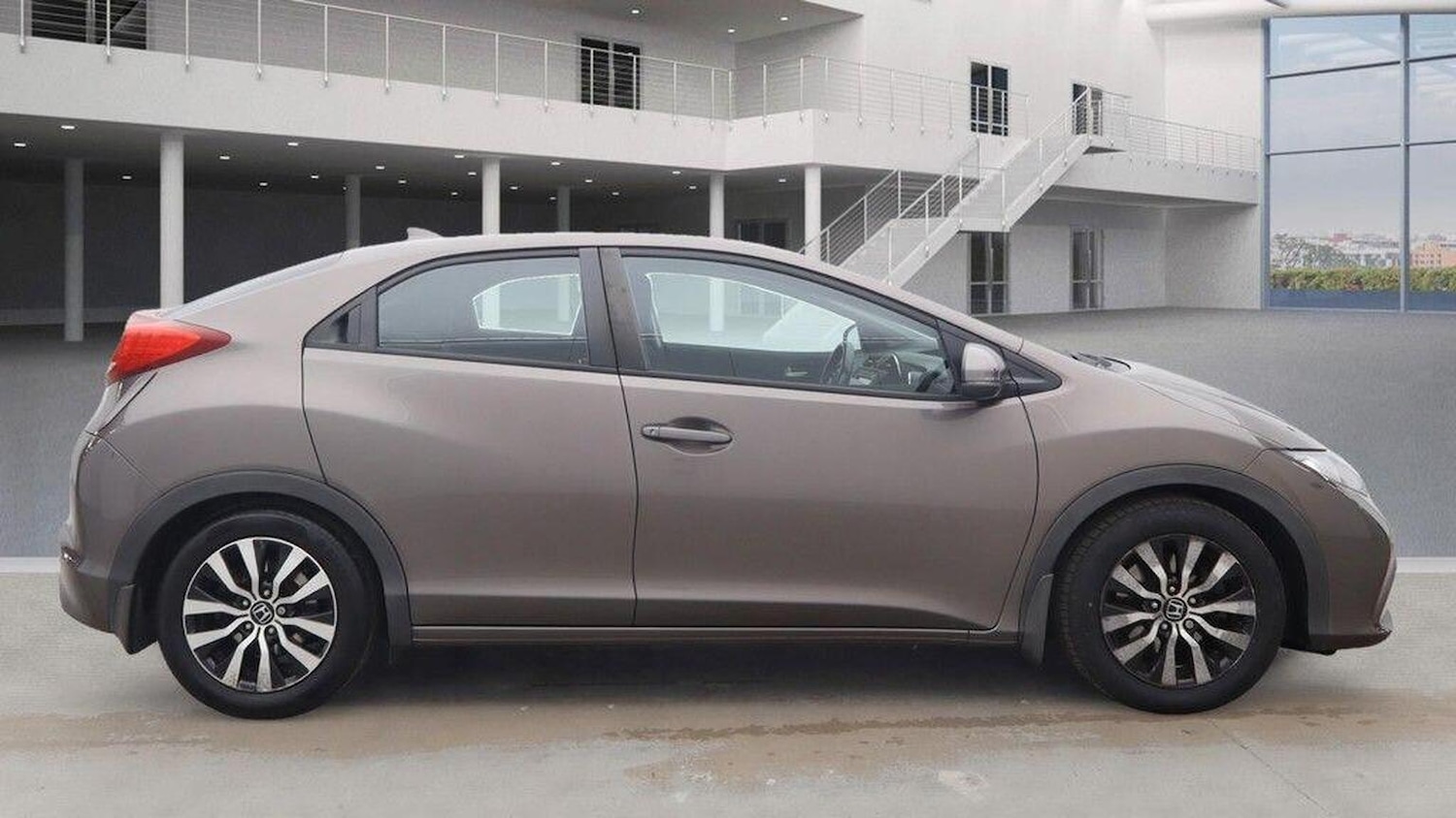 Used Honda Civic 2013 for sale - 76186588: Photo 7