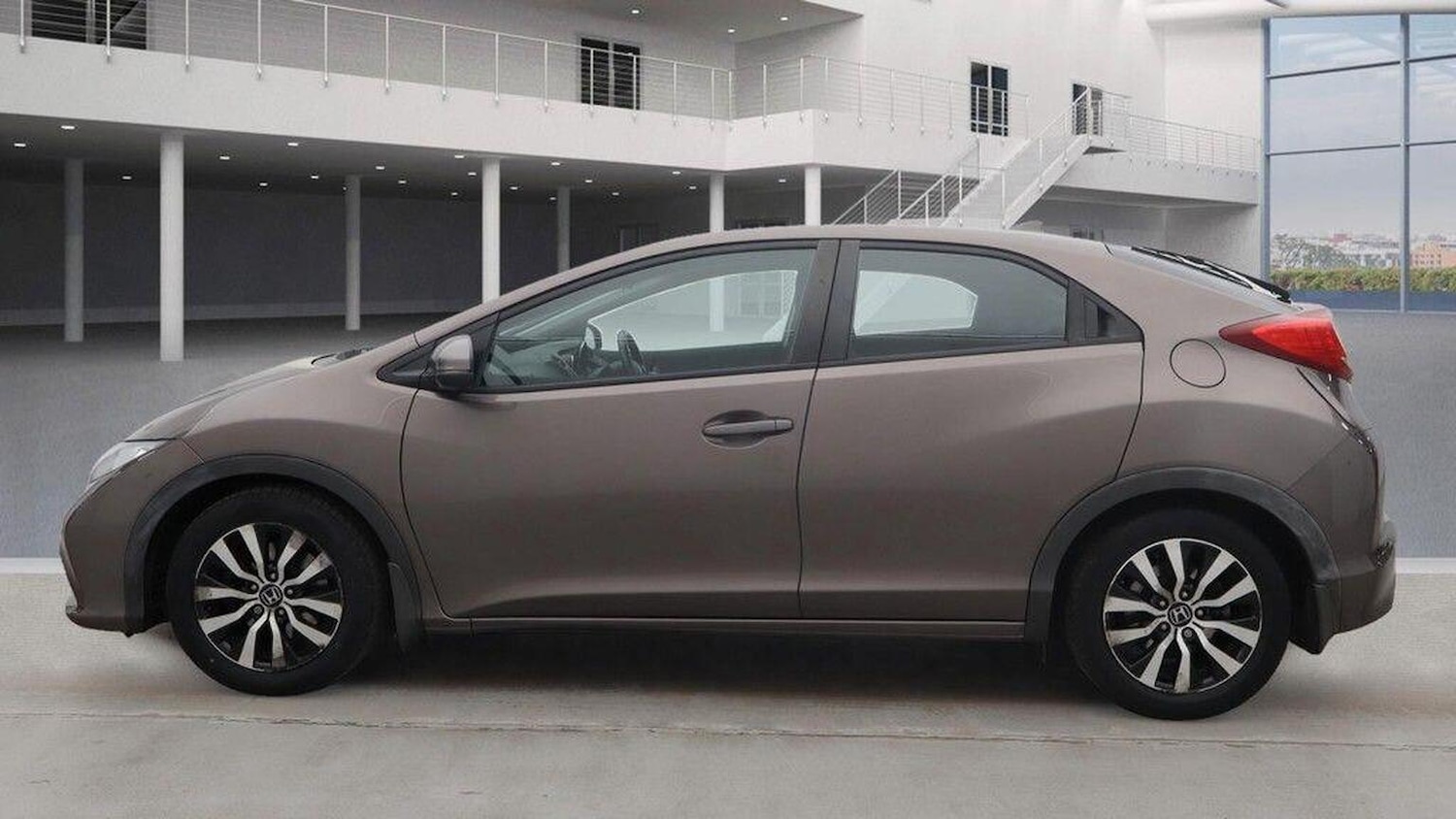 Used Honda Civic 2013 for sale - 76186588: Photo 8