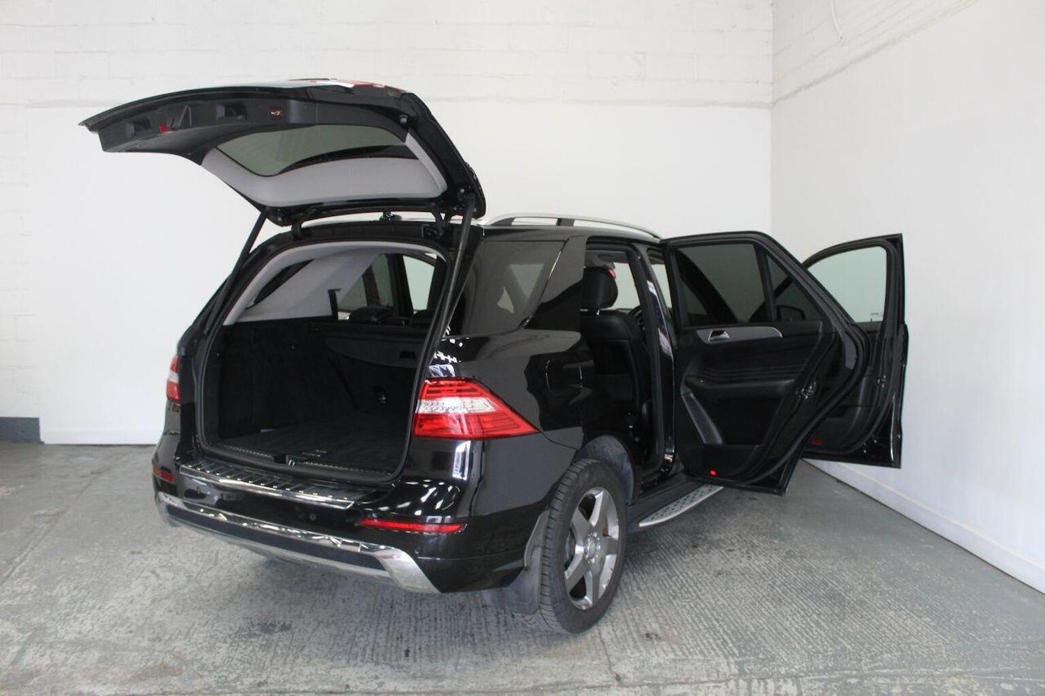 Used Mercedes-Benz M Class 2013 for sale - 77937835: Photo 22