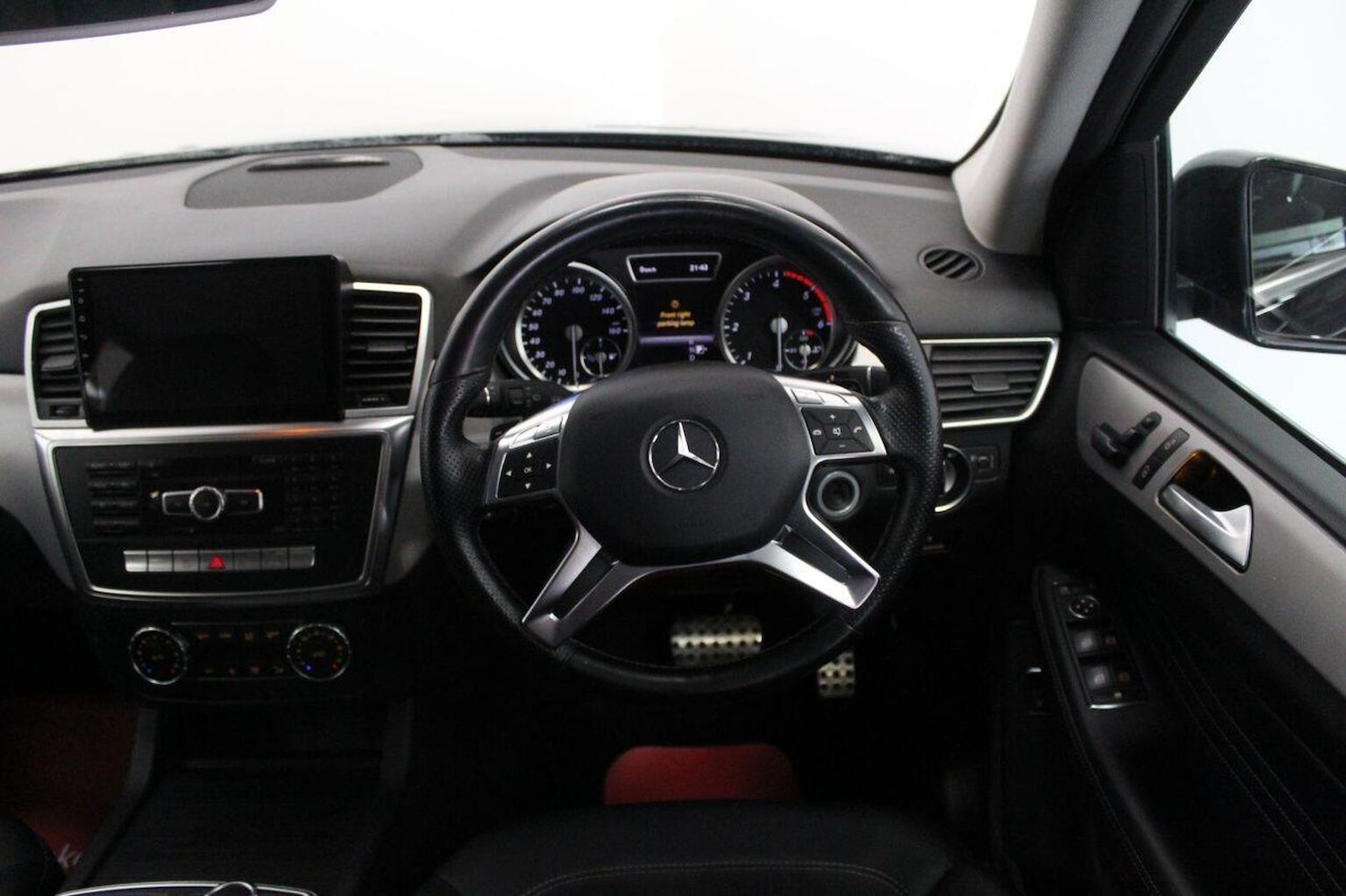 Used Mercedes-Benz M Class 2013 for sale - 77937835: Photo 45