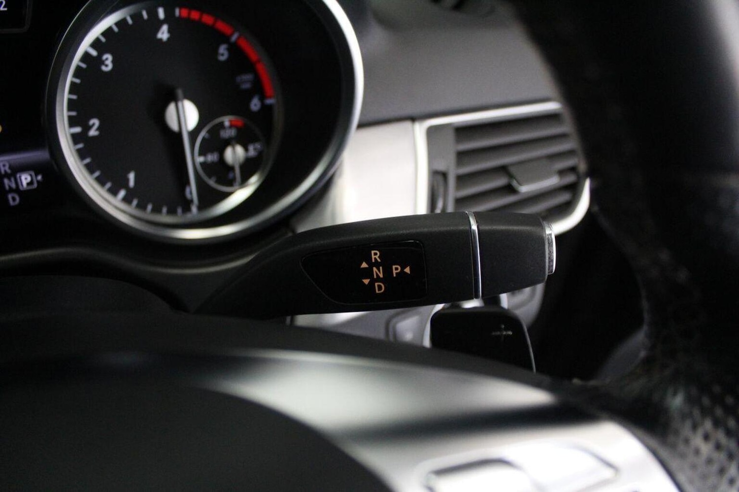 Used Mercedes-Benz M Class 2013 for sale - 77937835: Photo 48