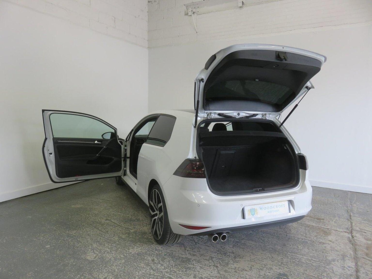 Used Volkswagen Golf 2014 for sale - 76793707: Photo 21