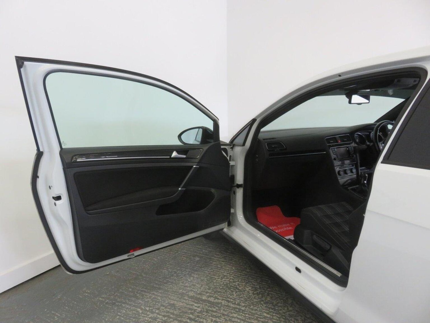 Used Volkswagen Golf 2014 for sale - 76793707: Photo 26