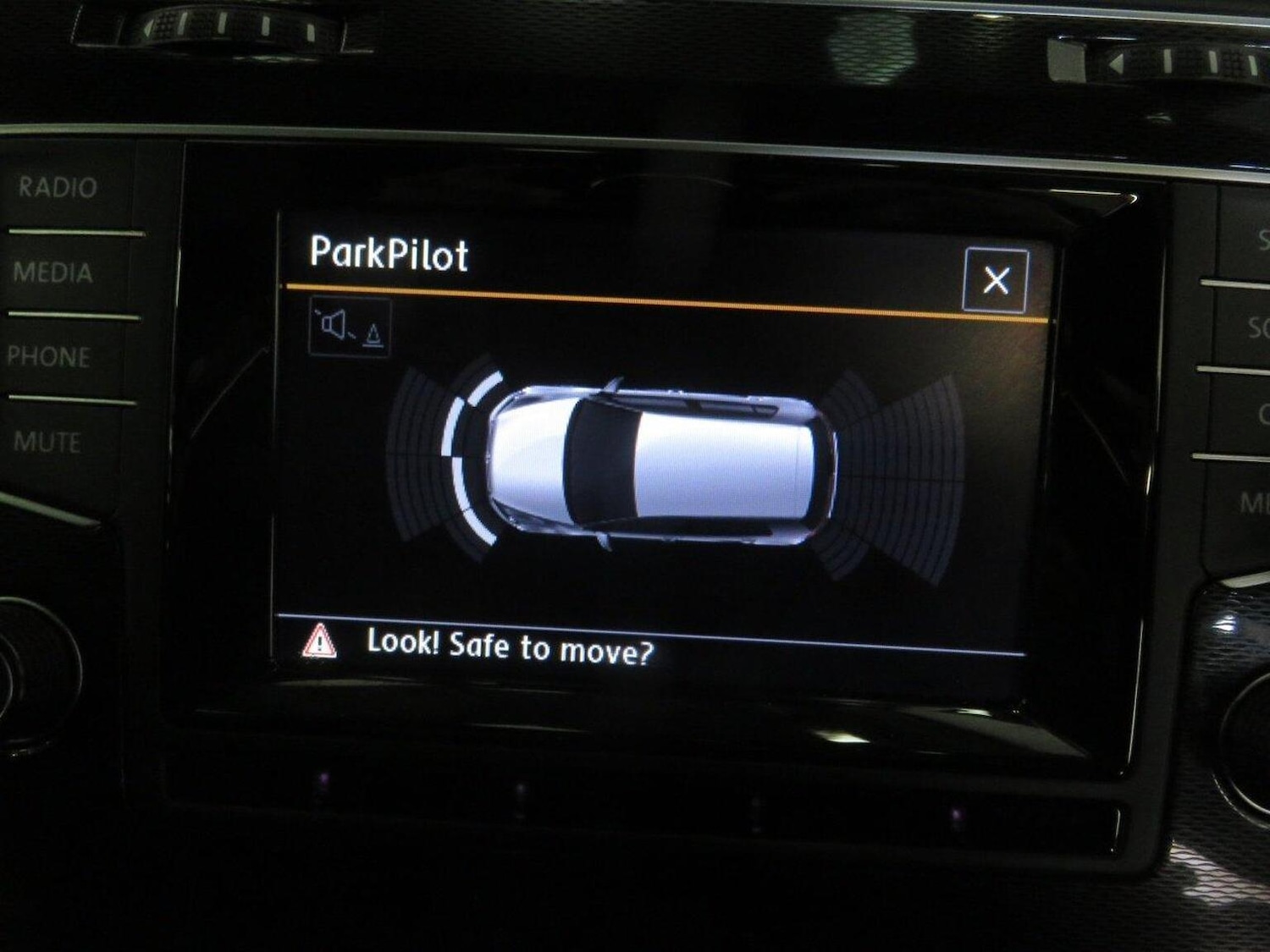 Used Volkswagen Golf 2014 for sale - 76793707: Photo 32