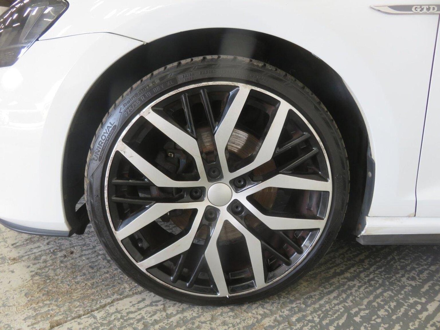 Used Volkswagen Golf 2014 for sale - 76793707: Photo 53