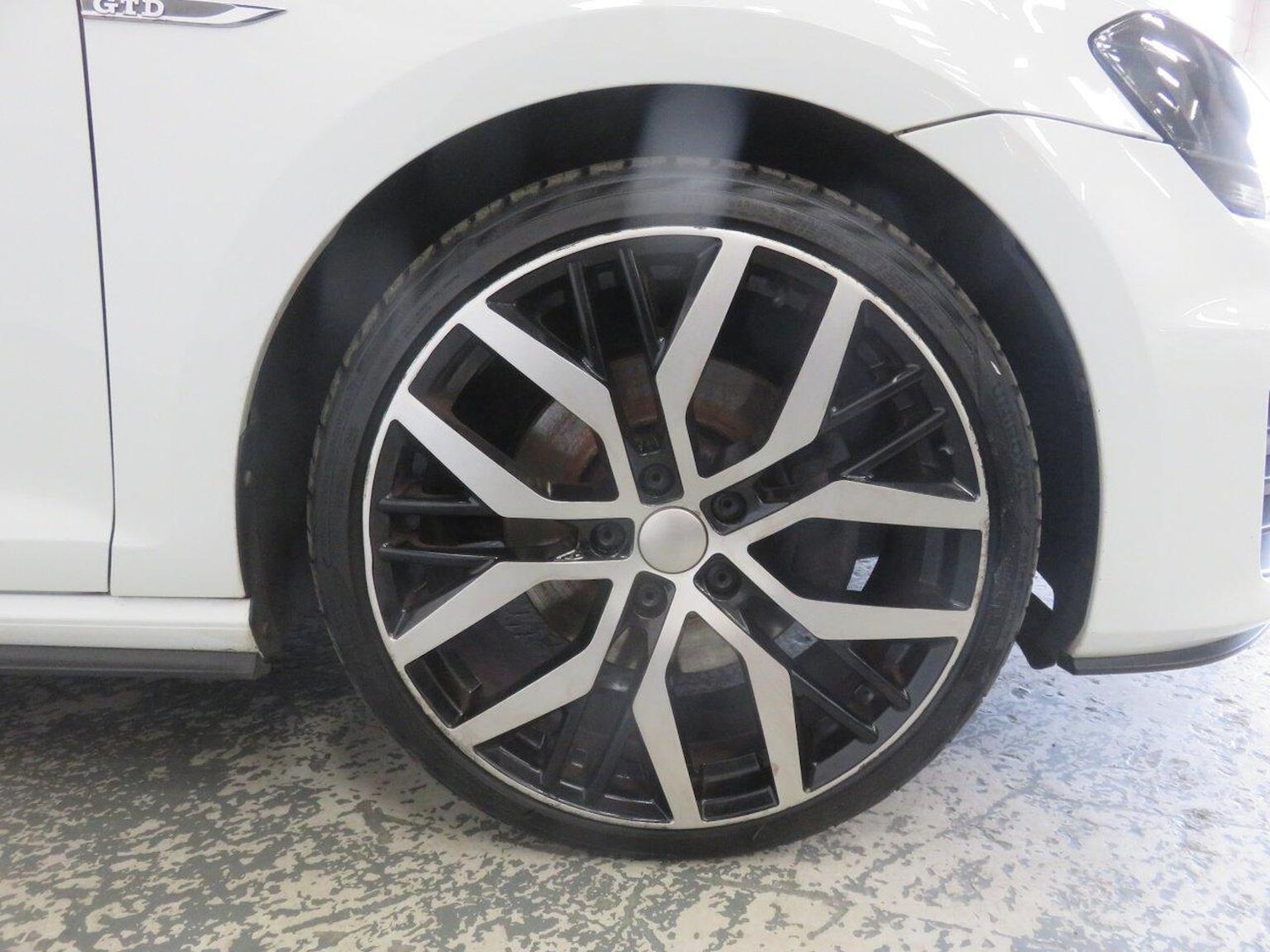 Used Volkswagen Golf 2014 for sale - 76793707: Photo 54