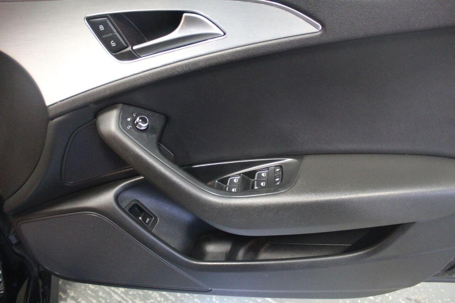 Used Audi A6 Saloon 2012 for sale - 77319820: Photo 49