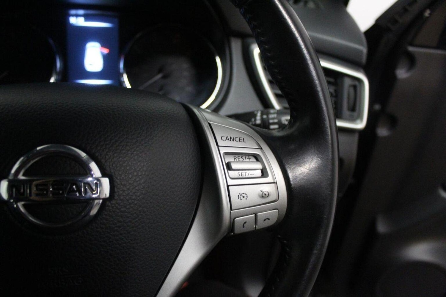 Used Nissan Qashqai 2016 for sale - 77395157: Photo 47