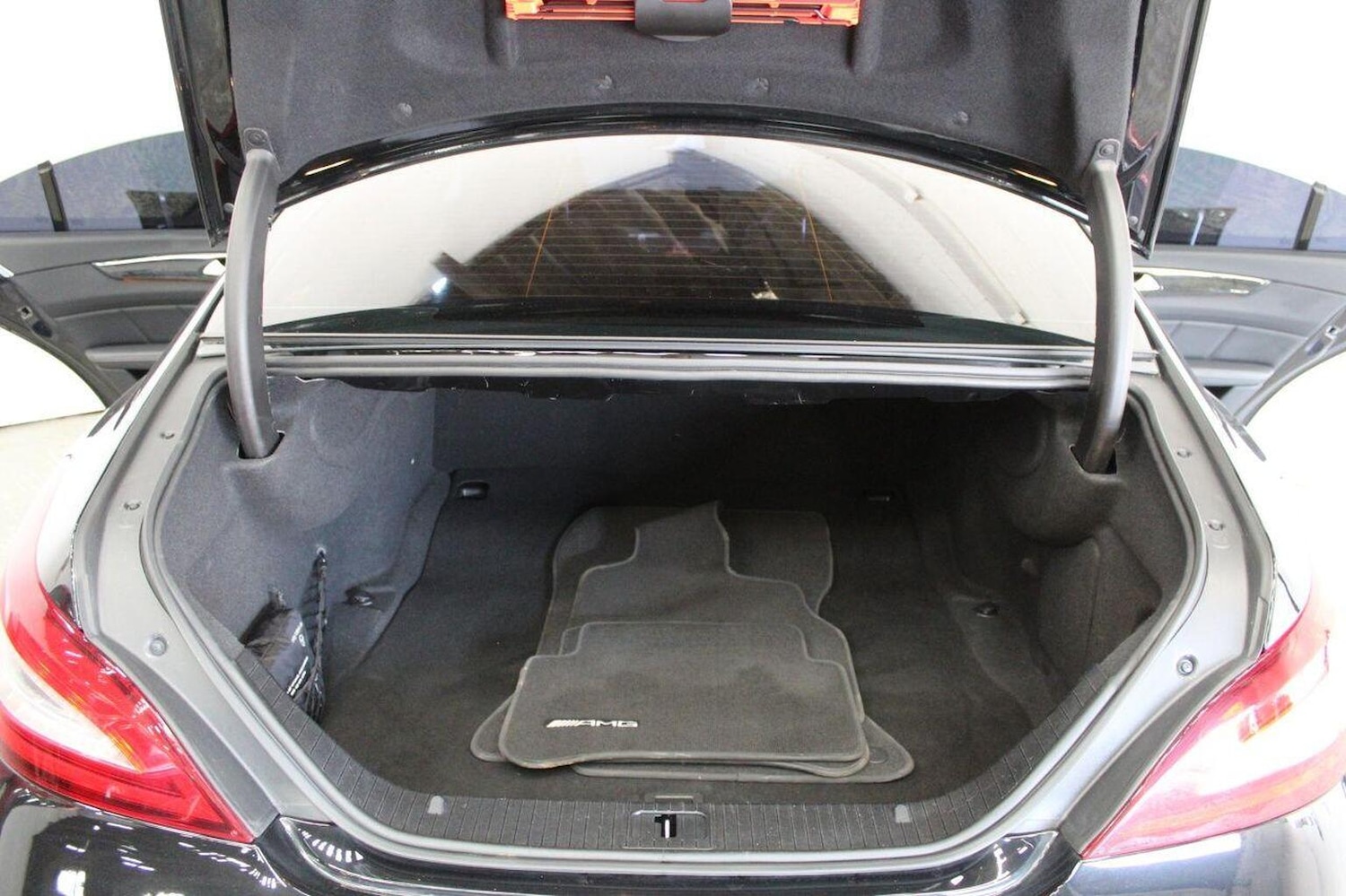 Used Mercedes-Benz CLS 2015 for sale - 77906502: Photo 23