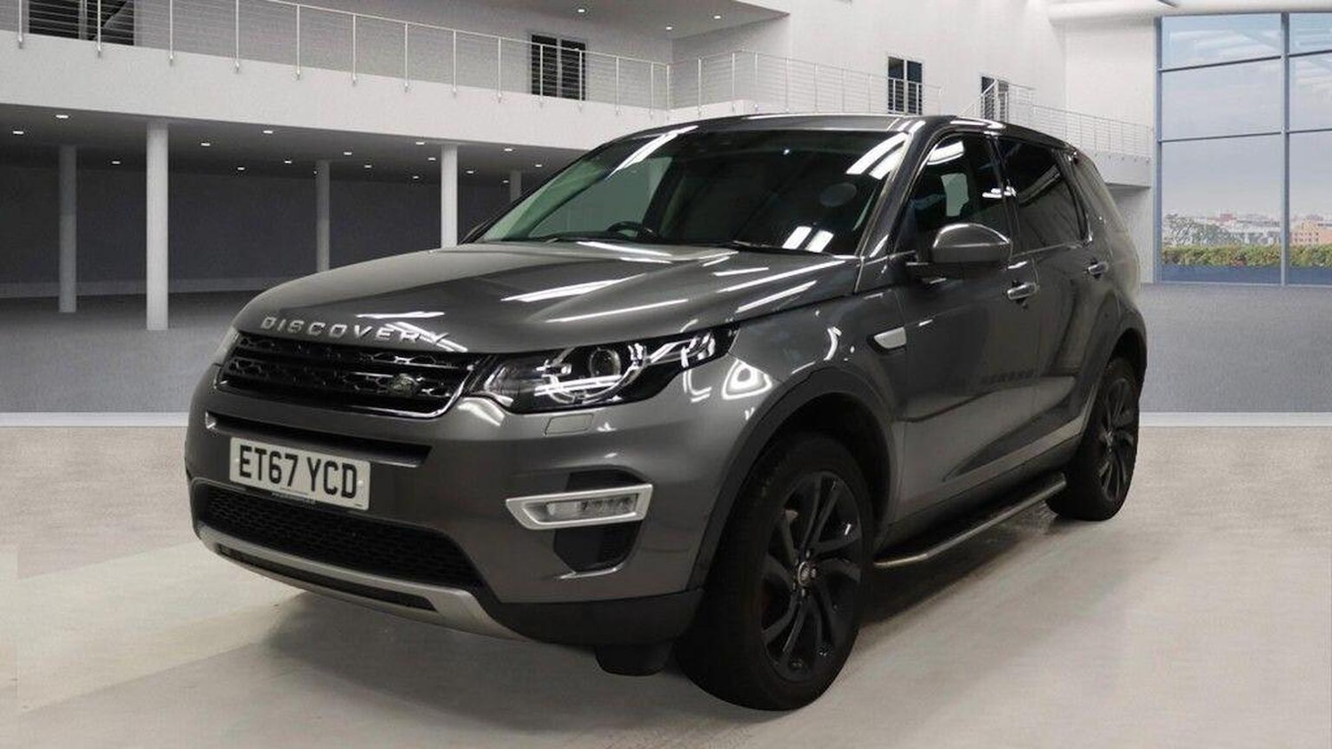 Used Land Rover Discovery Sport 2017 for sale - 76596573: Photo 3