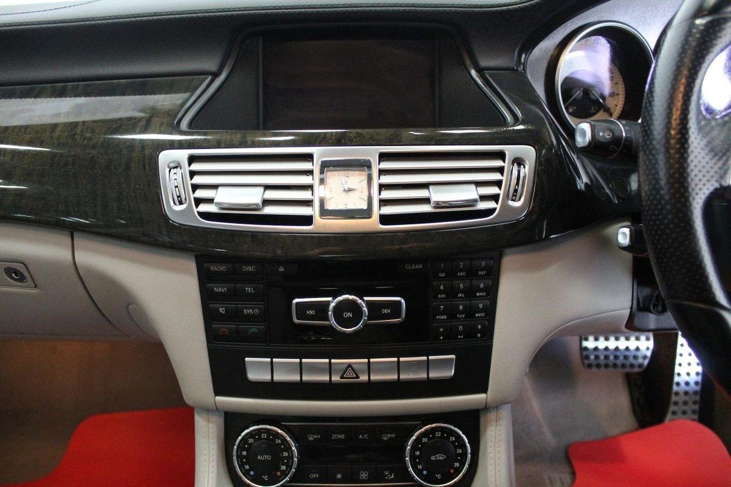 Vehicle 33