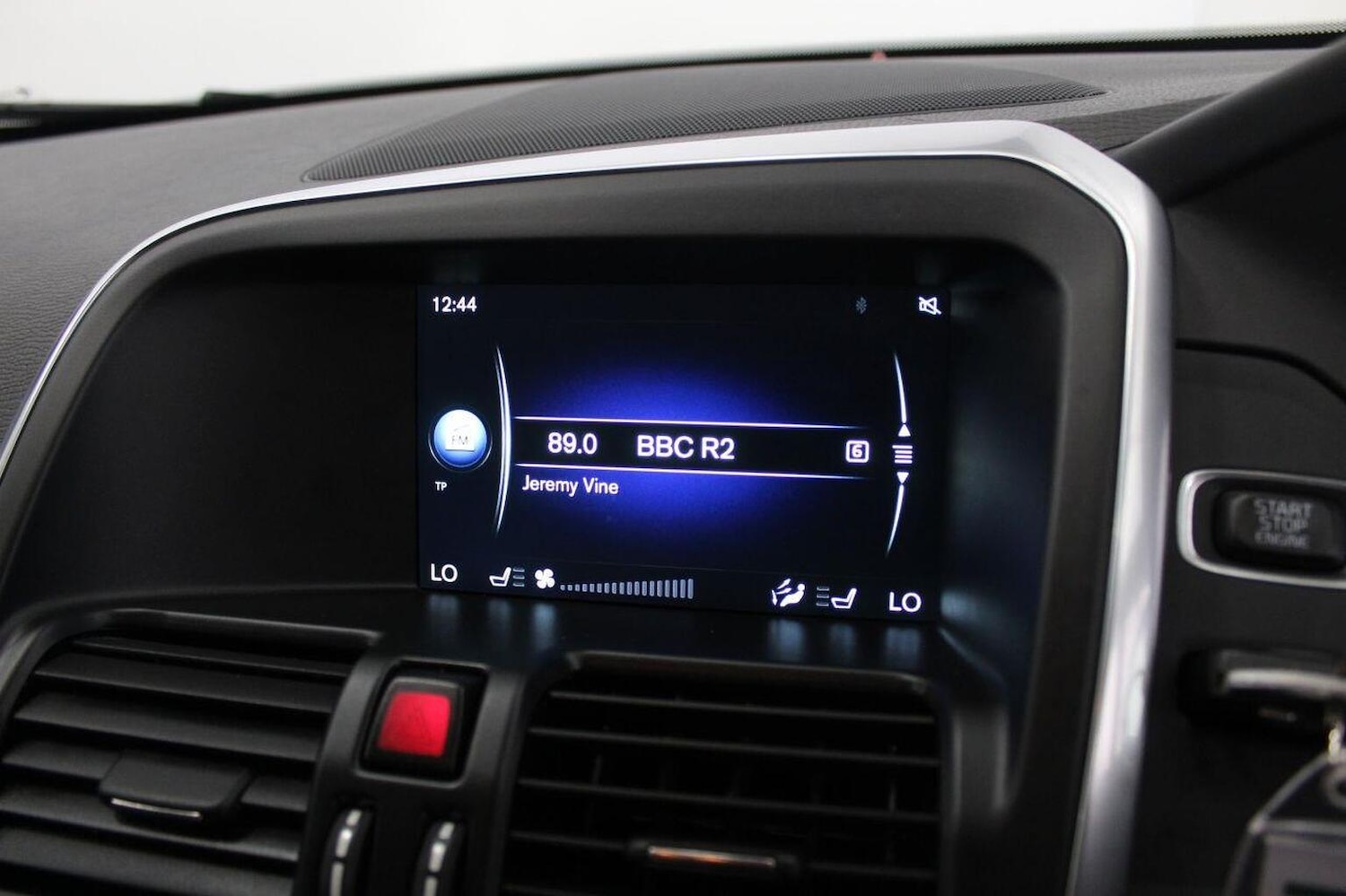 Used Volvo XC60 2015 for sale - 77937955: Photo 35