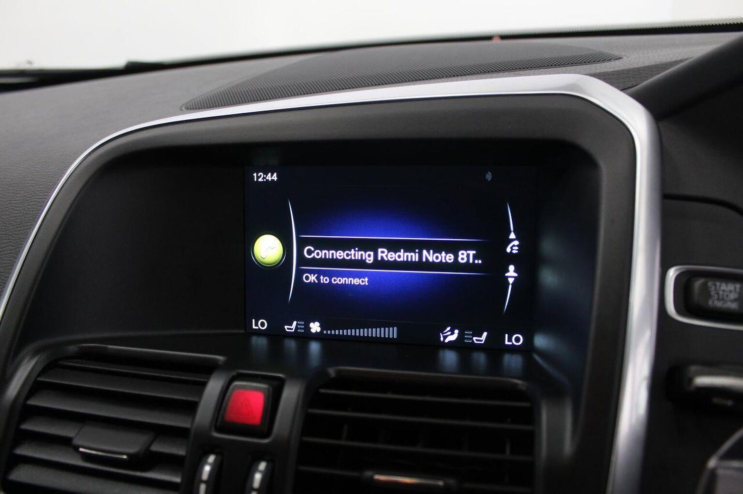 Used Volvo XC60 2015 for sale - 77937955: Photo 36