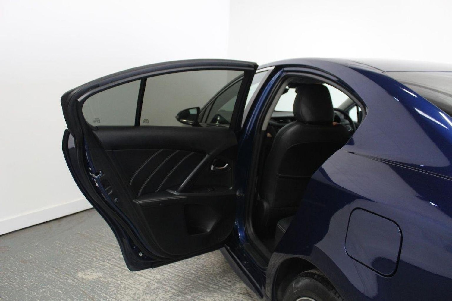 Vehicle 29