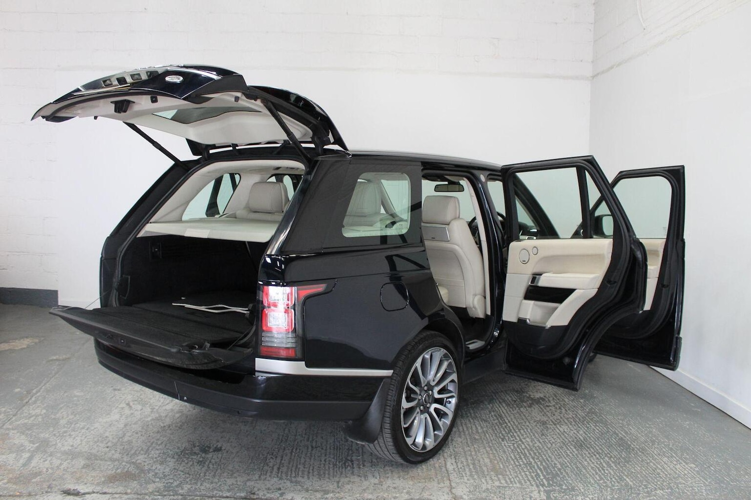 Used Land Rover Range Rover 2015 for sale - 77054776: Photo 24