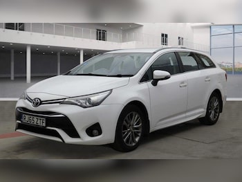 Used Toyota Avensis 2015 for sale - 77766456: Photo