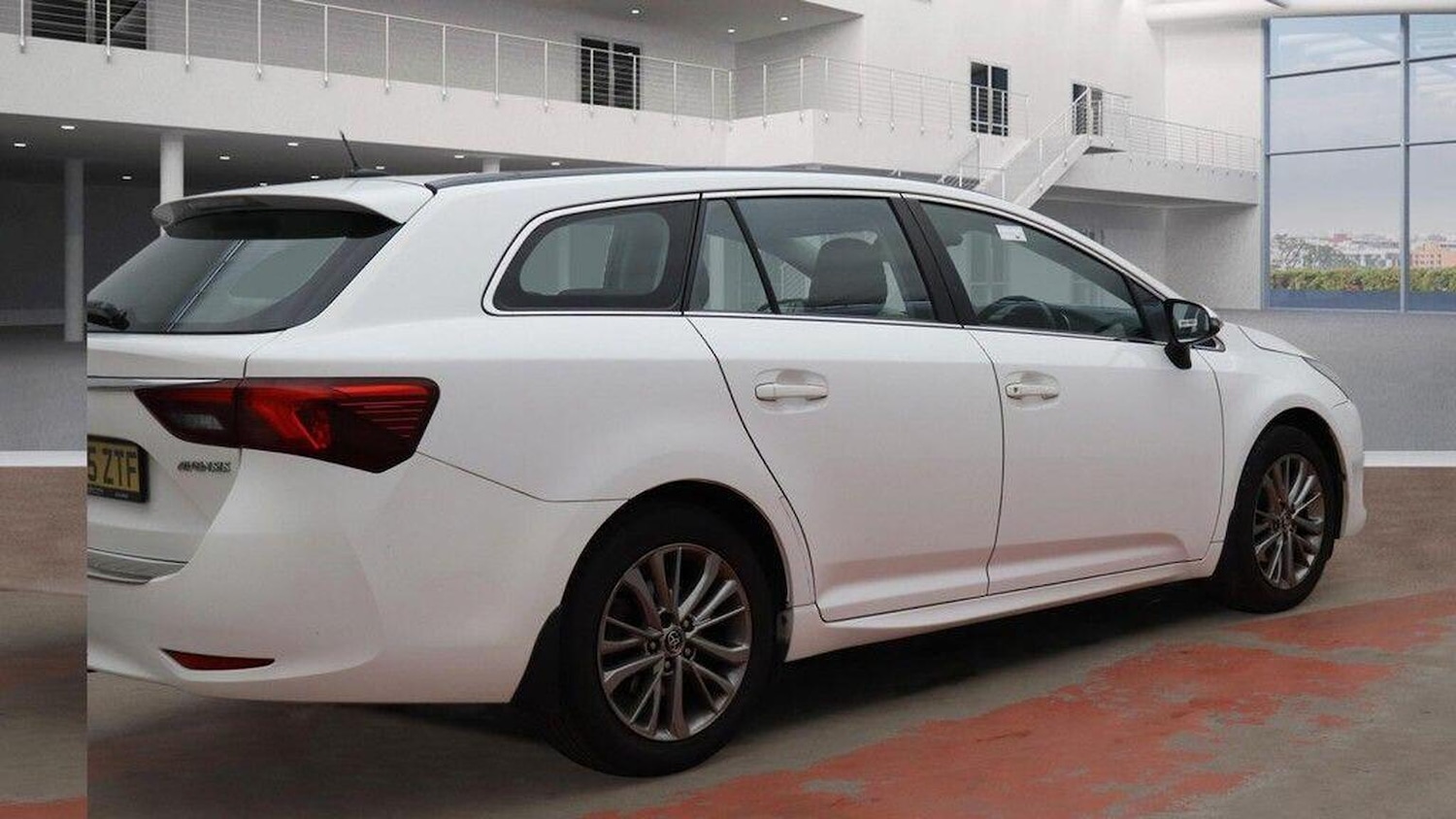 Used Toyota Avensis 2015 for sale - 77766456: Photo 5