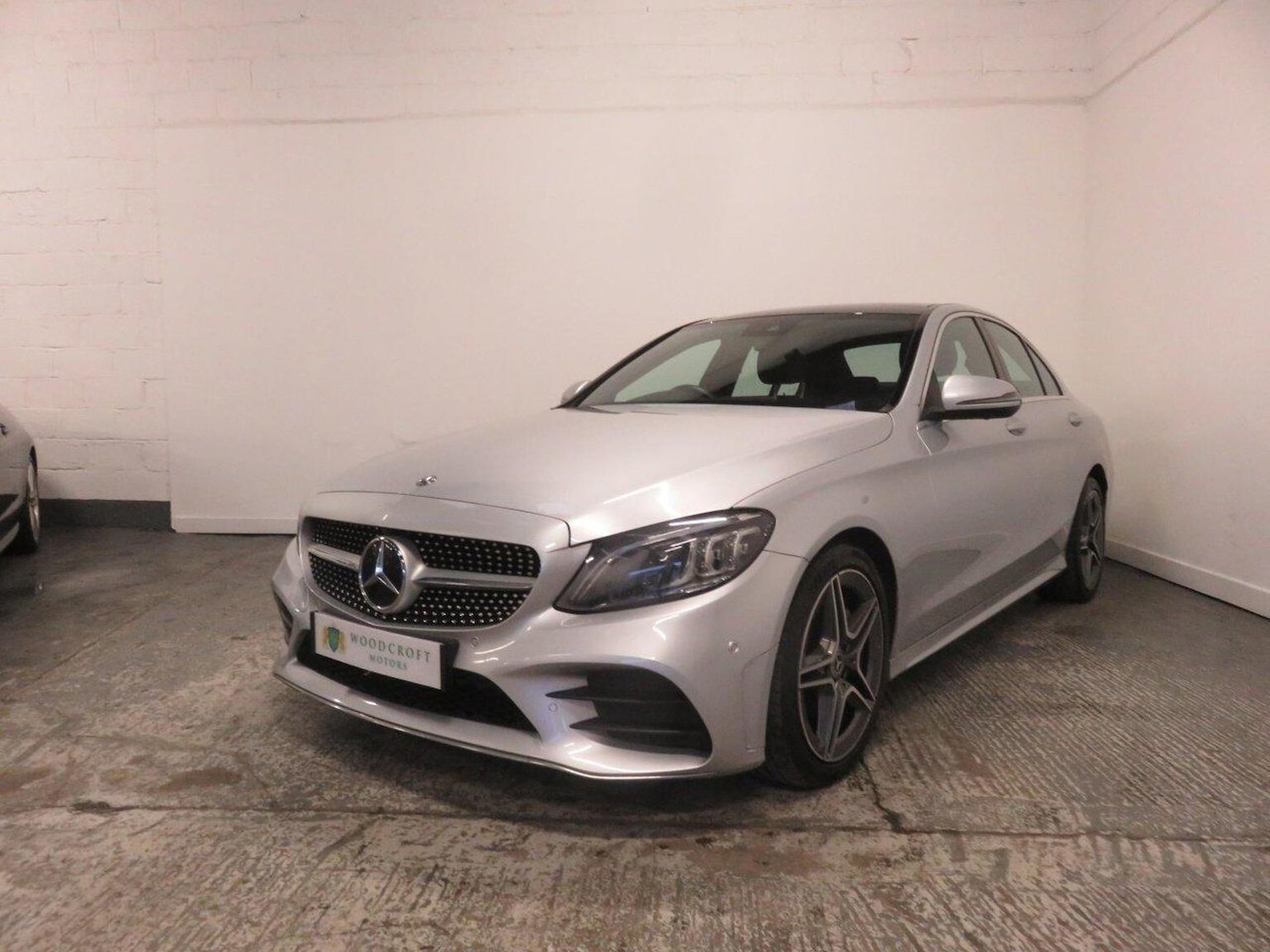 Used Mercedes-Benz C Class 2018 for sale - 77464958: Photo 2