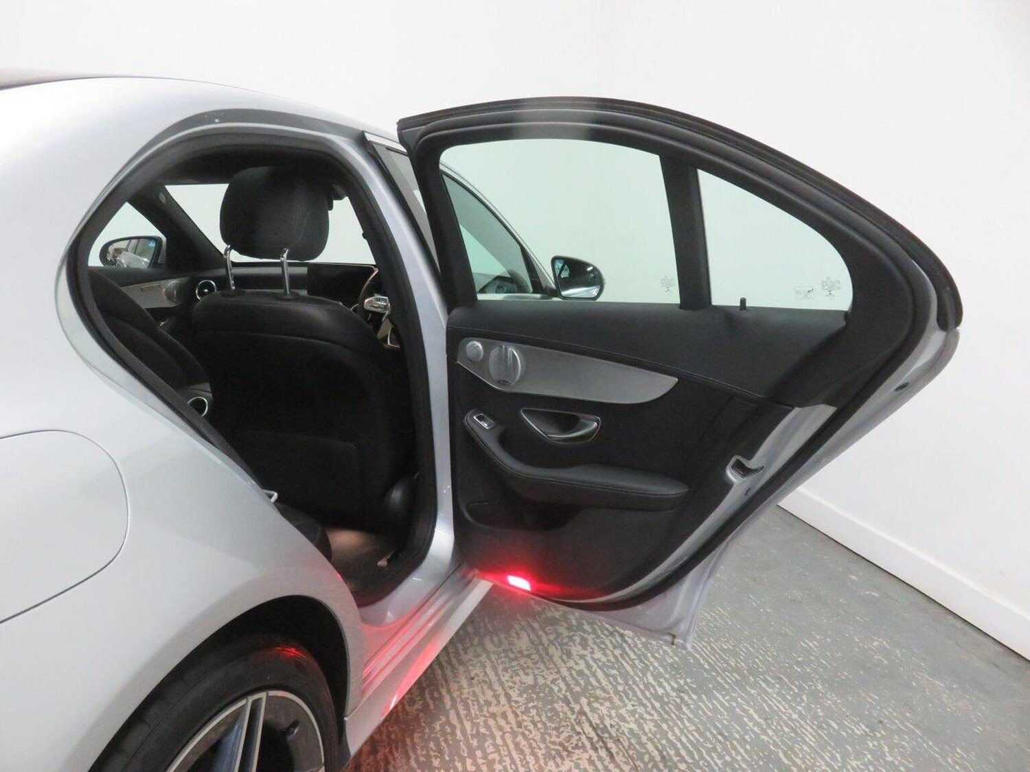 Used Mercedes-Benz C Class 2018 for sale - 77464958: Photo 28