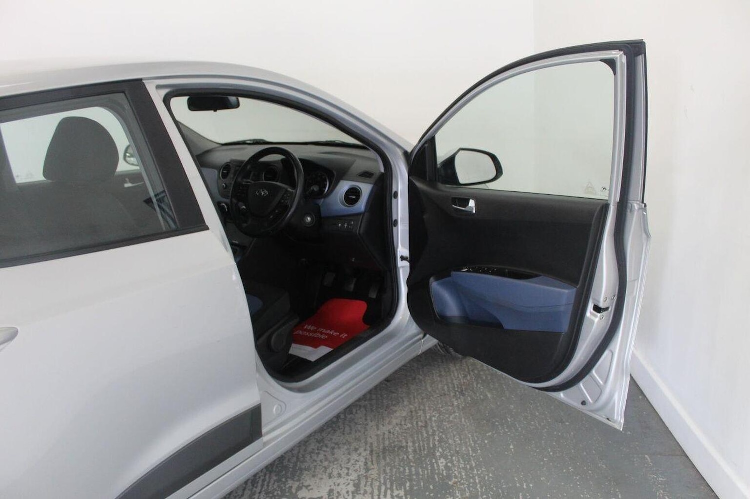 Used Hyundai i10 2014 for sale - 77937936: Photo 23