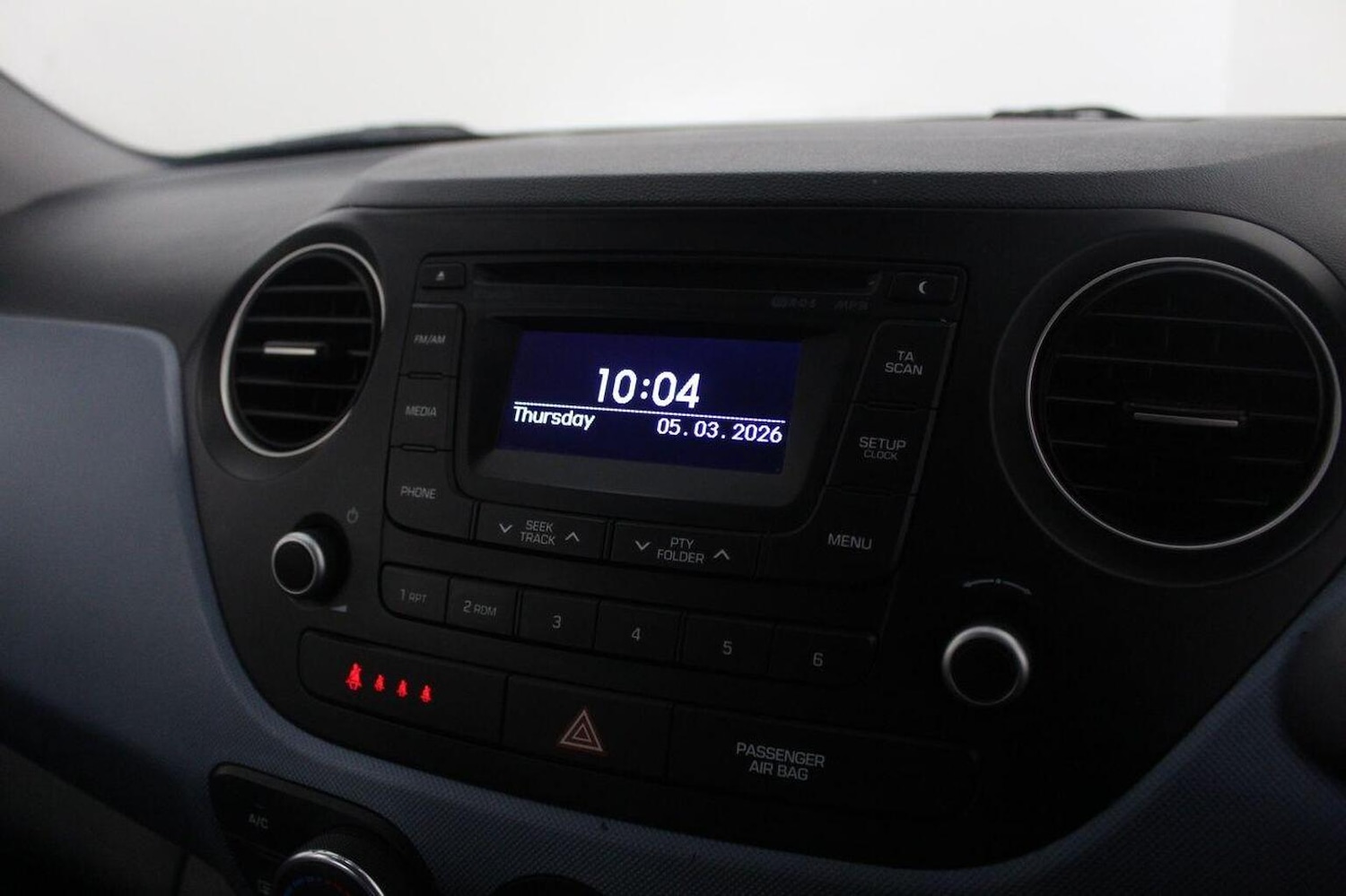 Used Hyundai i10 2014 for sale - 77937936: Photo 36