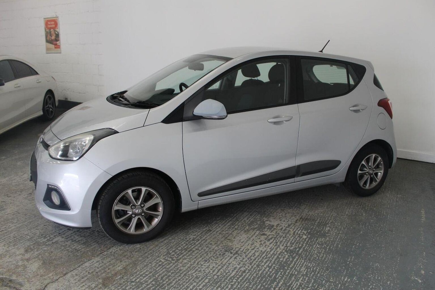 Used Hyundai i10 2014 for sale - 77937936: Photo 5