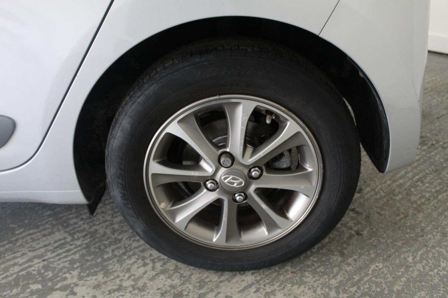 Used Hyundai i10 2014 for sale - 77937936: Photo 53