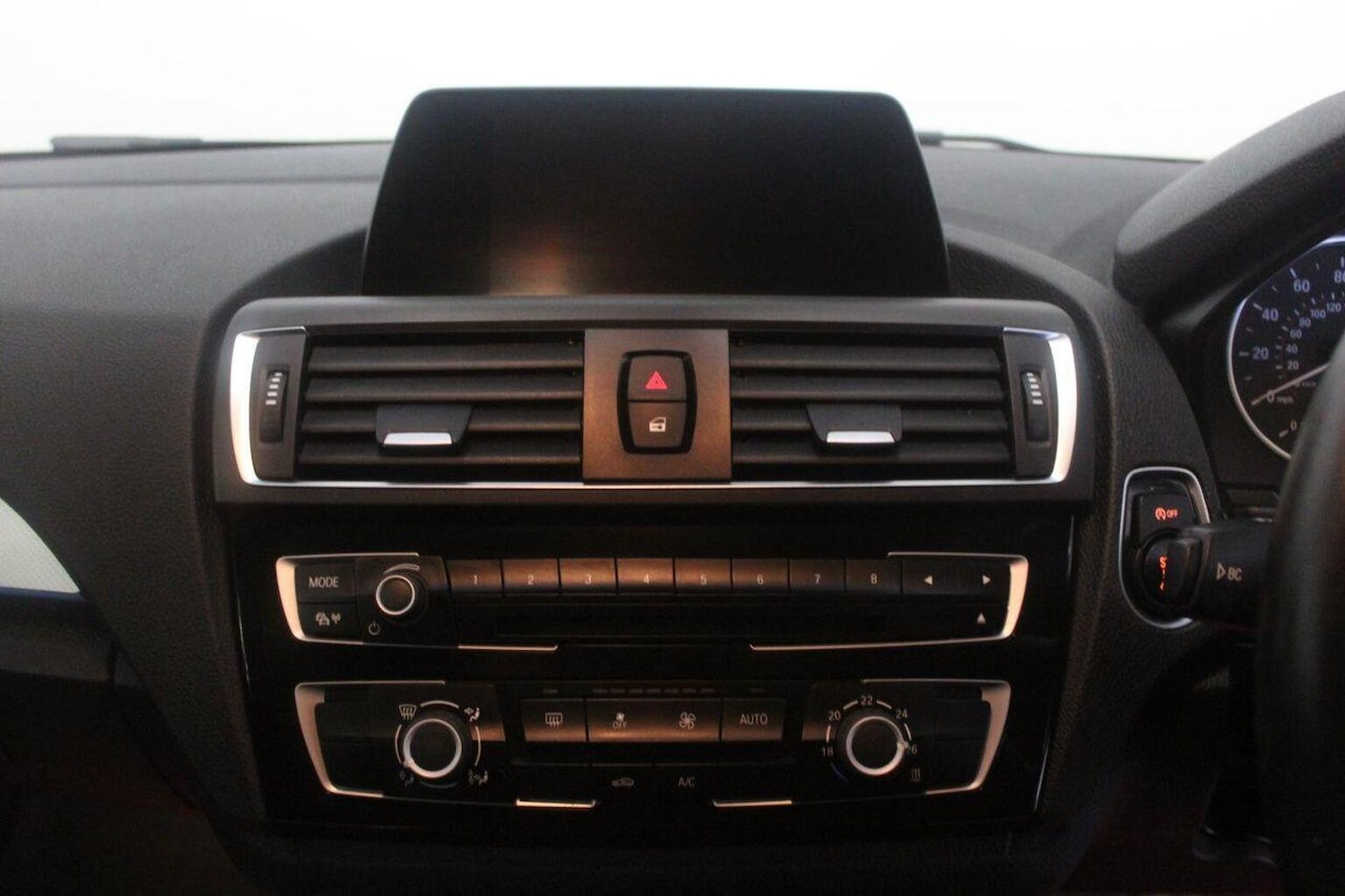 Used BMW 2 Series 2015 for sale - 77937831: Photo 29