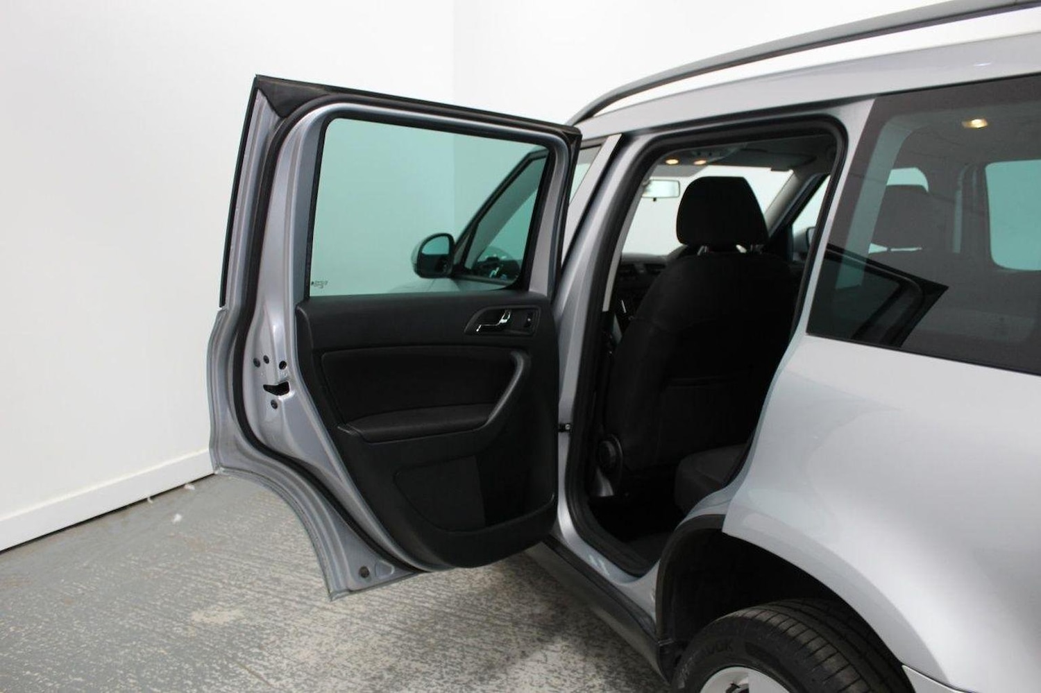 Vehicle 27