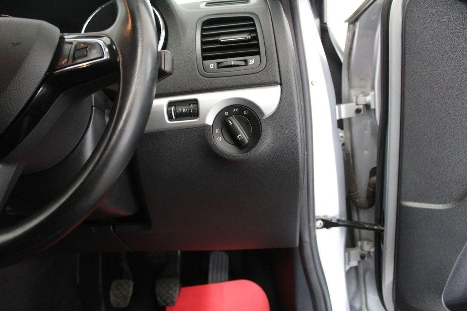 Vehicle 46