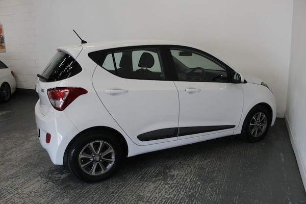 Used Hyundai i10 2014 for sale - 75746705: Photo 11