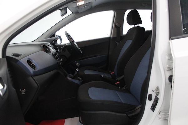 Used Hyundai i10 2014 for sale - 75746705: Photo 46
