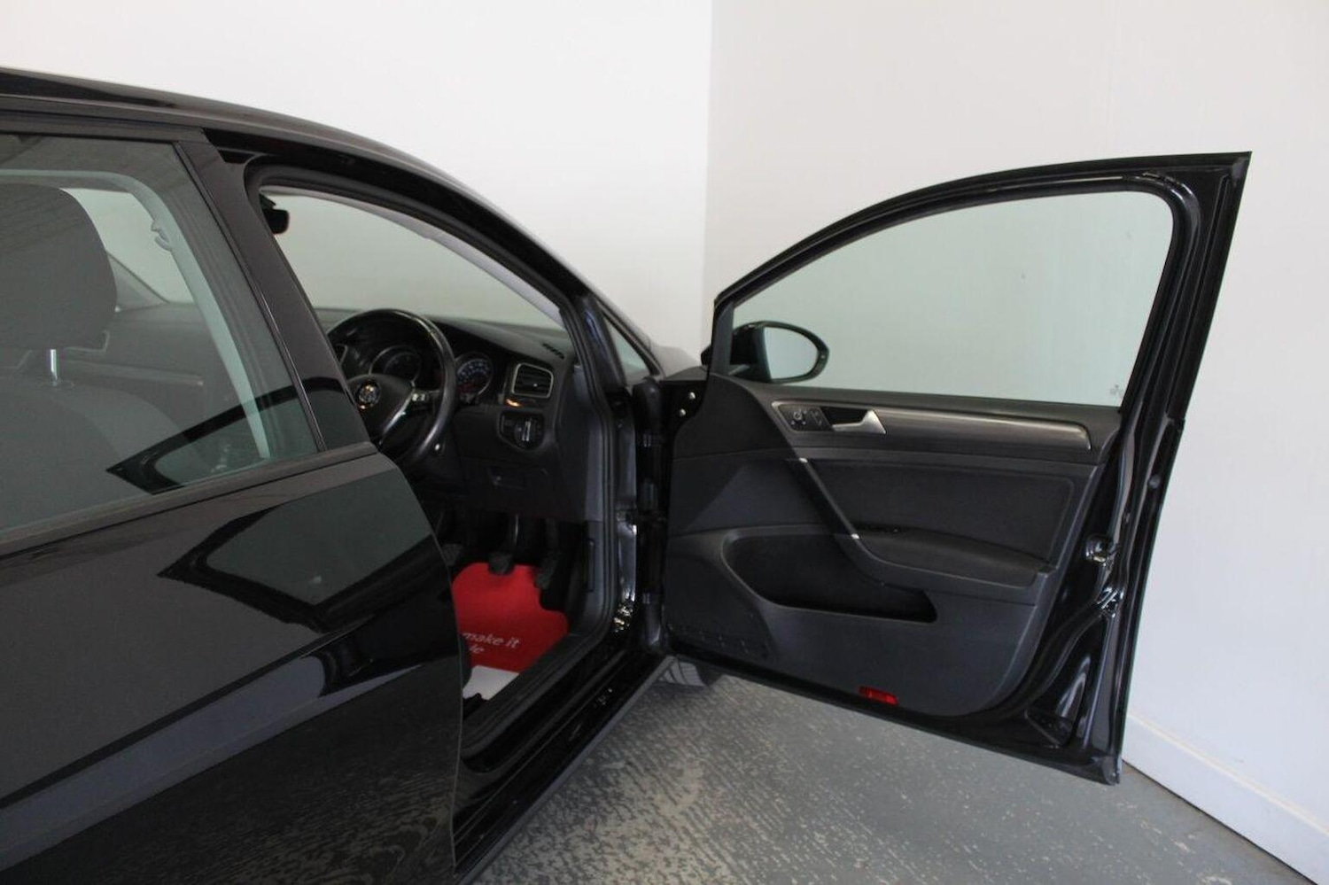 Used Volkswagen Golf 2017 for sale - 76793851: Photo 24