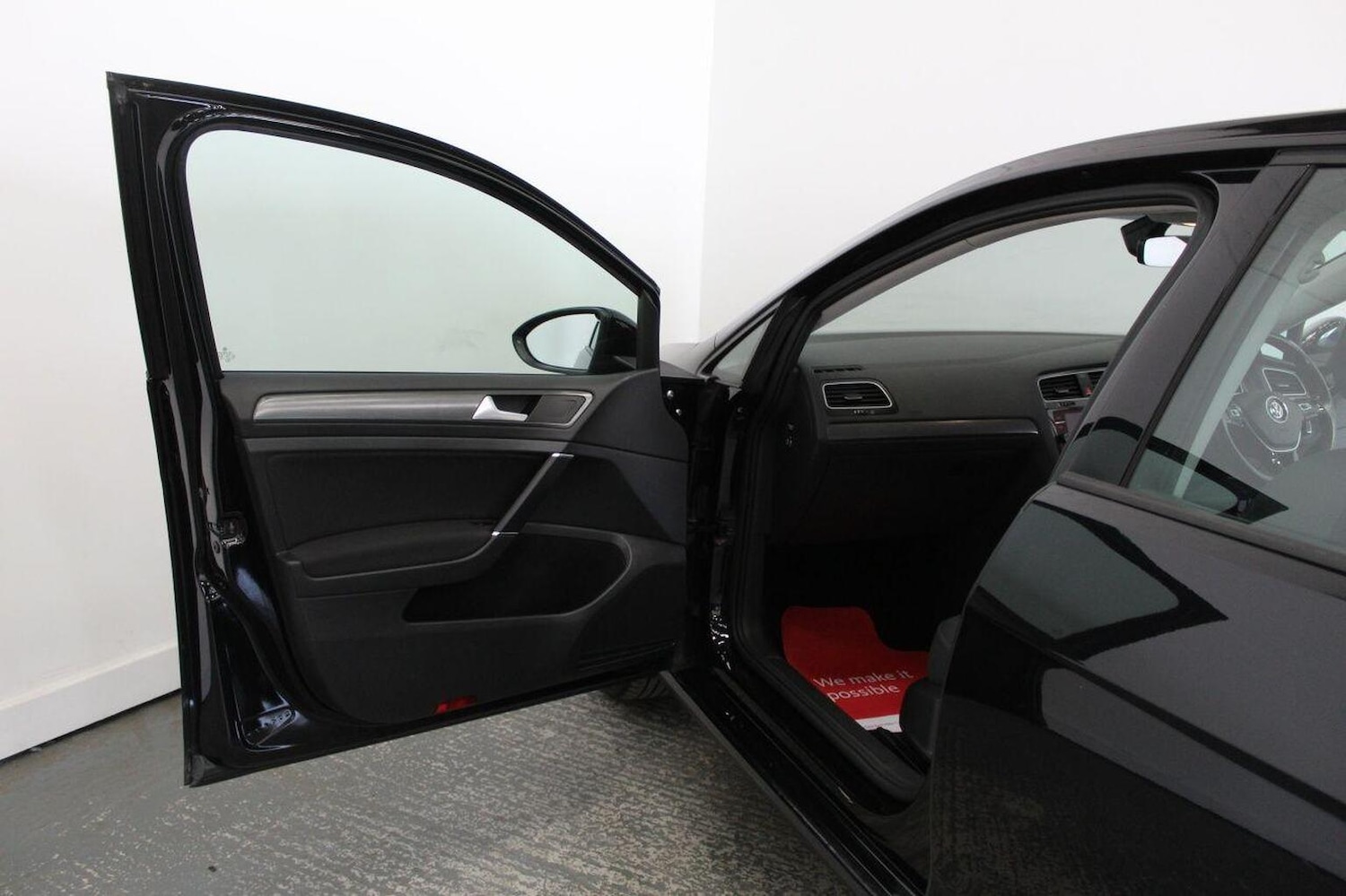 Used Volkswagen Golf 2017 for sale - 76793851: Photo 26