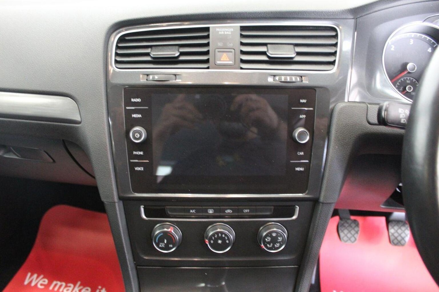 Used Volkswagen Golf 2017 for sale - 76793851: Photo 32