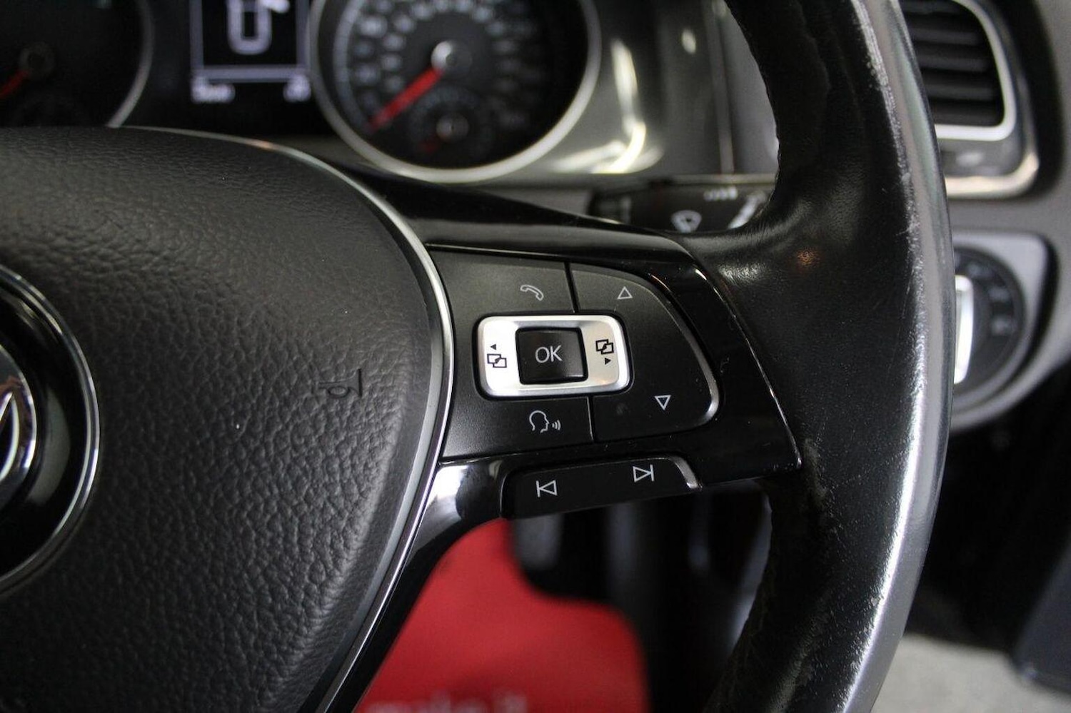 Used Volkswagen Golf 2017 for sale - 76793851: Photo 45