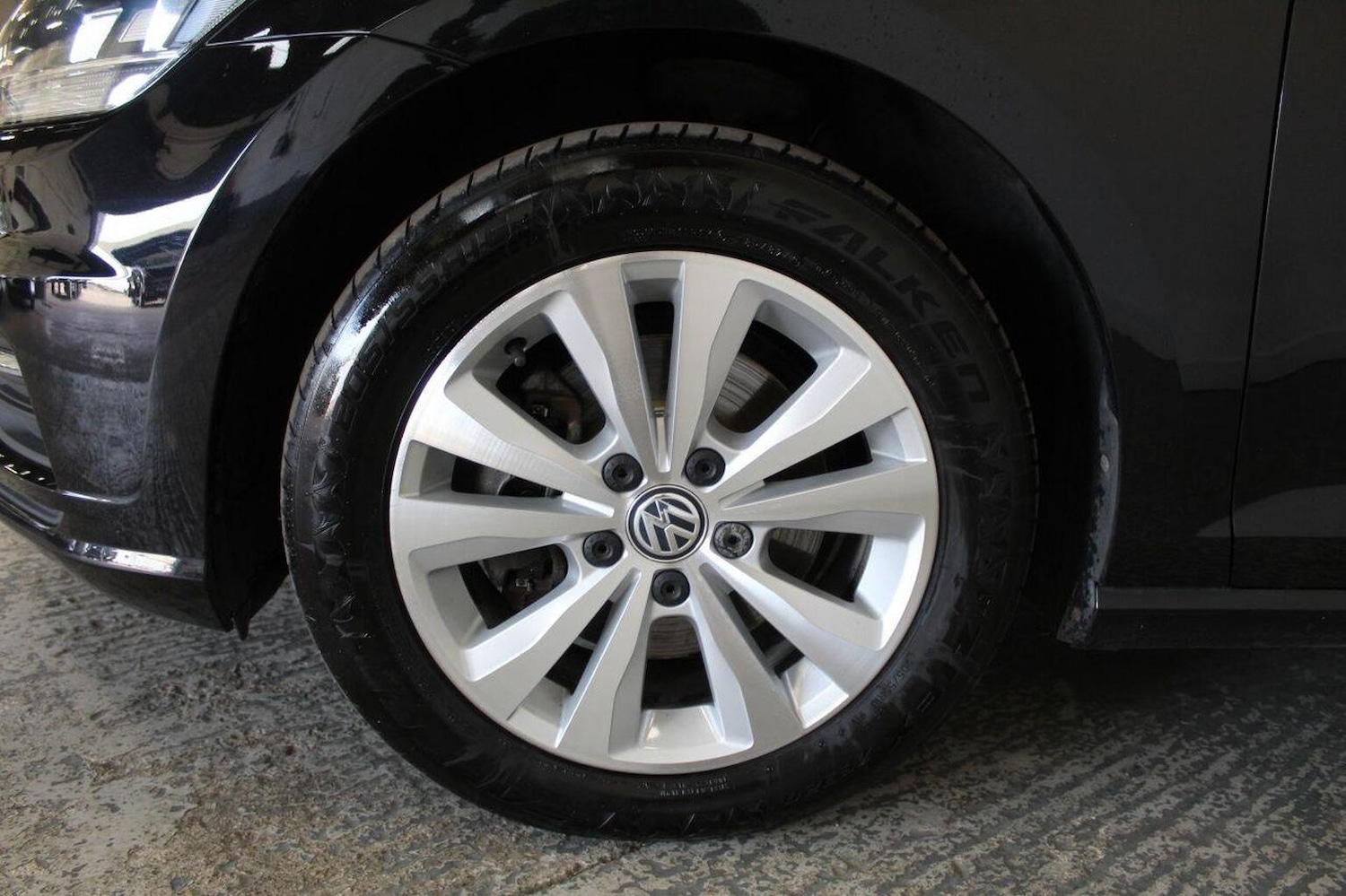 Used Volkswagen Golf 2017 for sale - 76793851: Photo 54