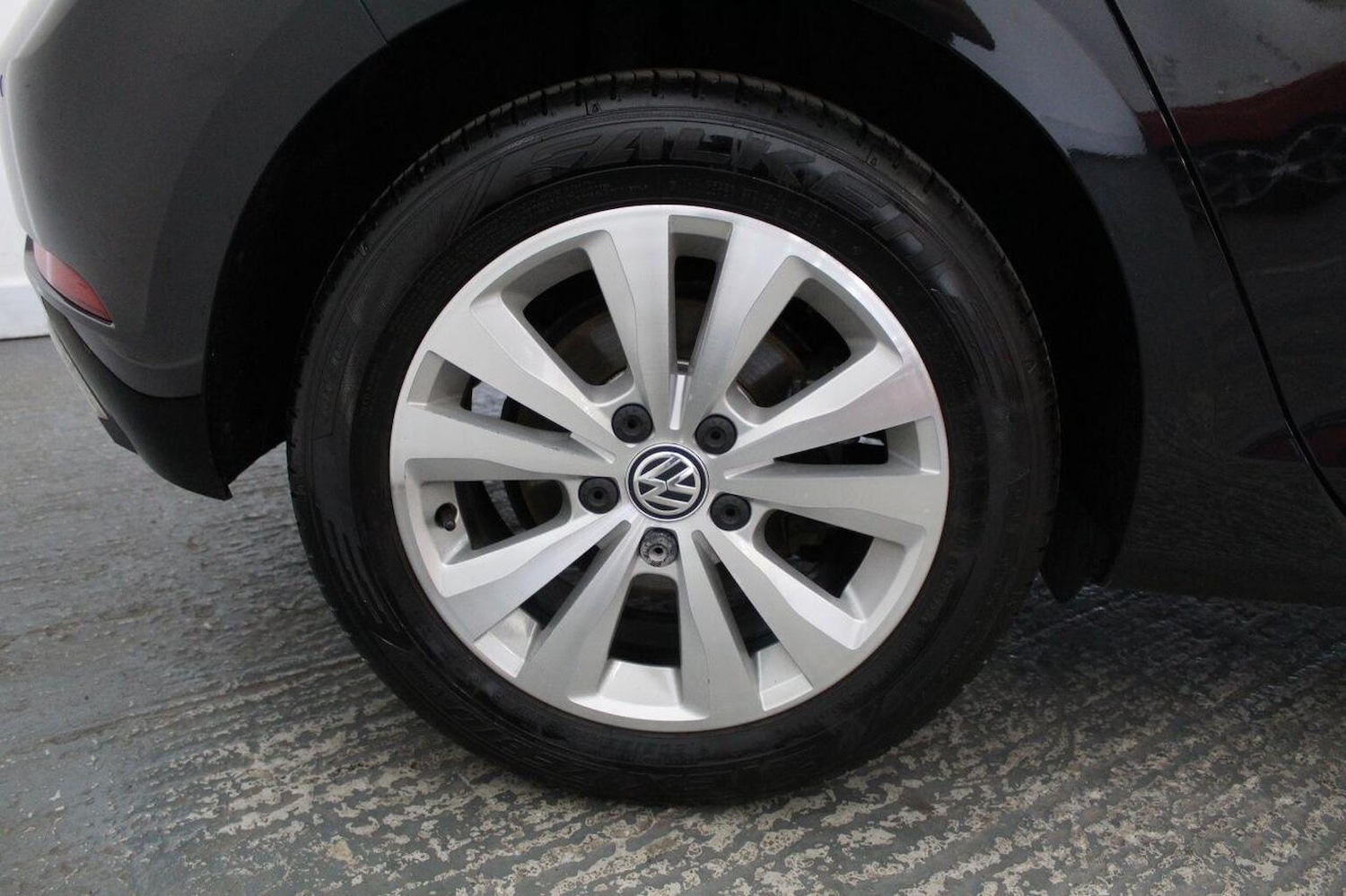 Used Volkswagen Golf 2017 for sale - 76793851: Photo 56