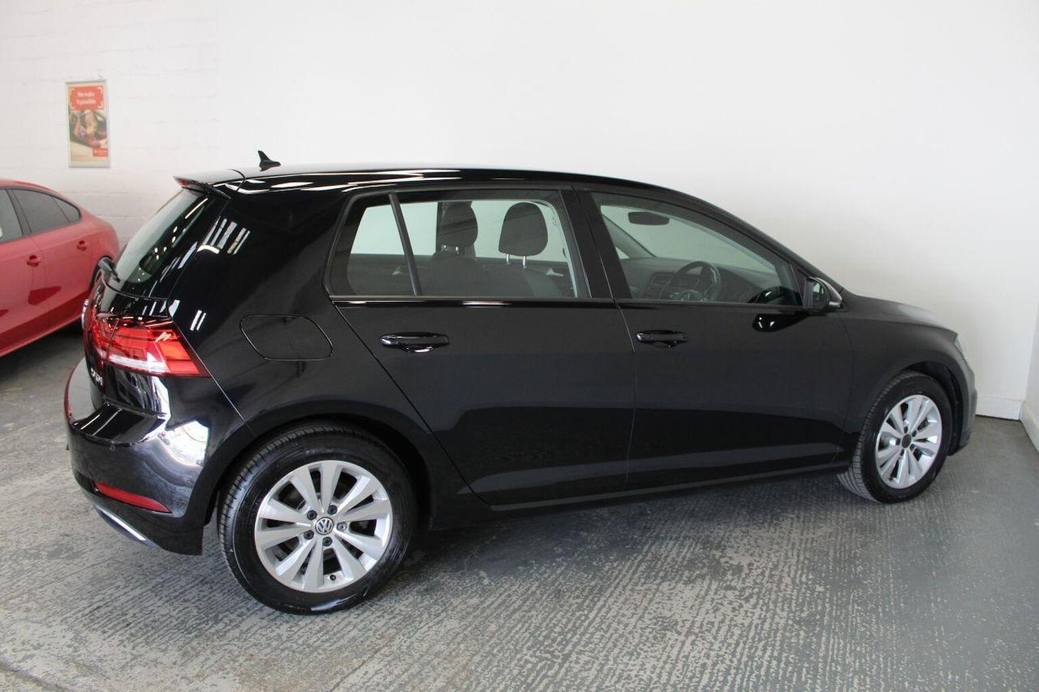 Used Volkswagen Golf 2017 for sale - 76793851: Photo 8