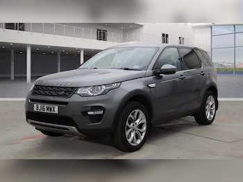 Used Land Rover Discovery Sport 2016 for sale - 76149269: Photo 2