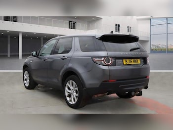 Used Land Rover Discovery Sport 2016 for sale - 76149269: Photo 4