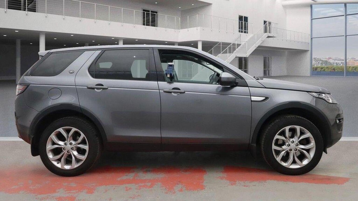 Used Land Rover Discovery Sport 2016 for sale - 76149269: Photo 7