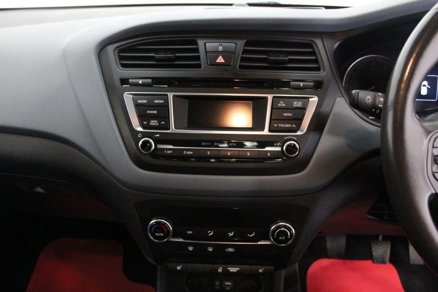 Used Hyundai i20 2016 for sale - 77707337: Photo 35