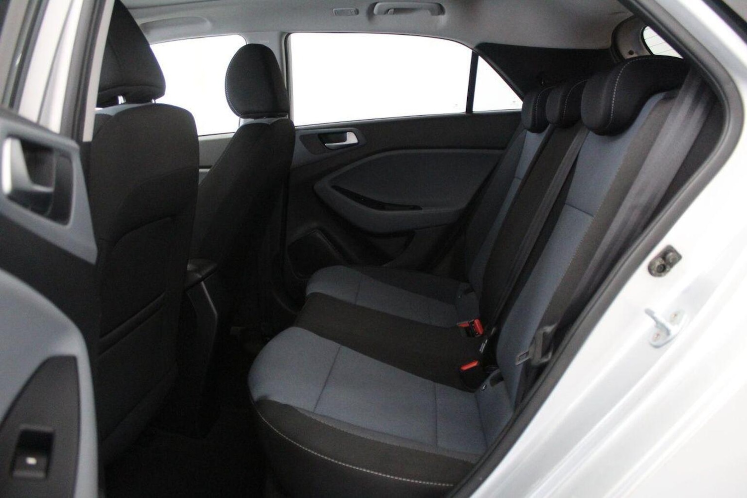 Used Hyundai i20 2016 for sale - 77707337: Photo 52