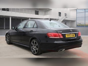Used Mercedes-Benz E Class 2015 for sale - 77649528: Photo