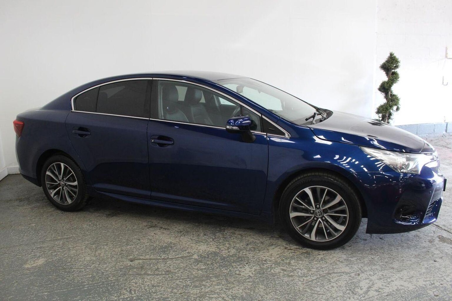 Used Toyota Avensis 2016 for sale - 77937920: Photo 4