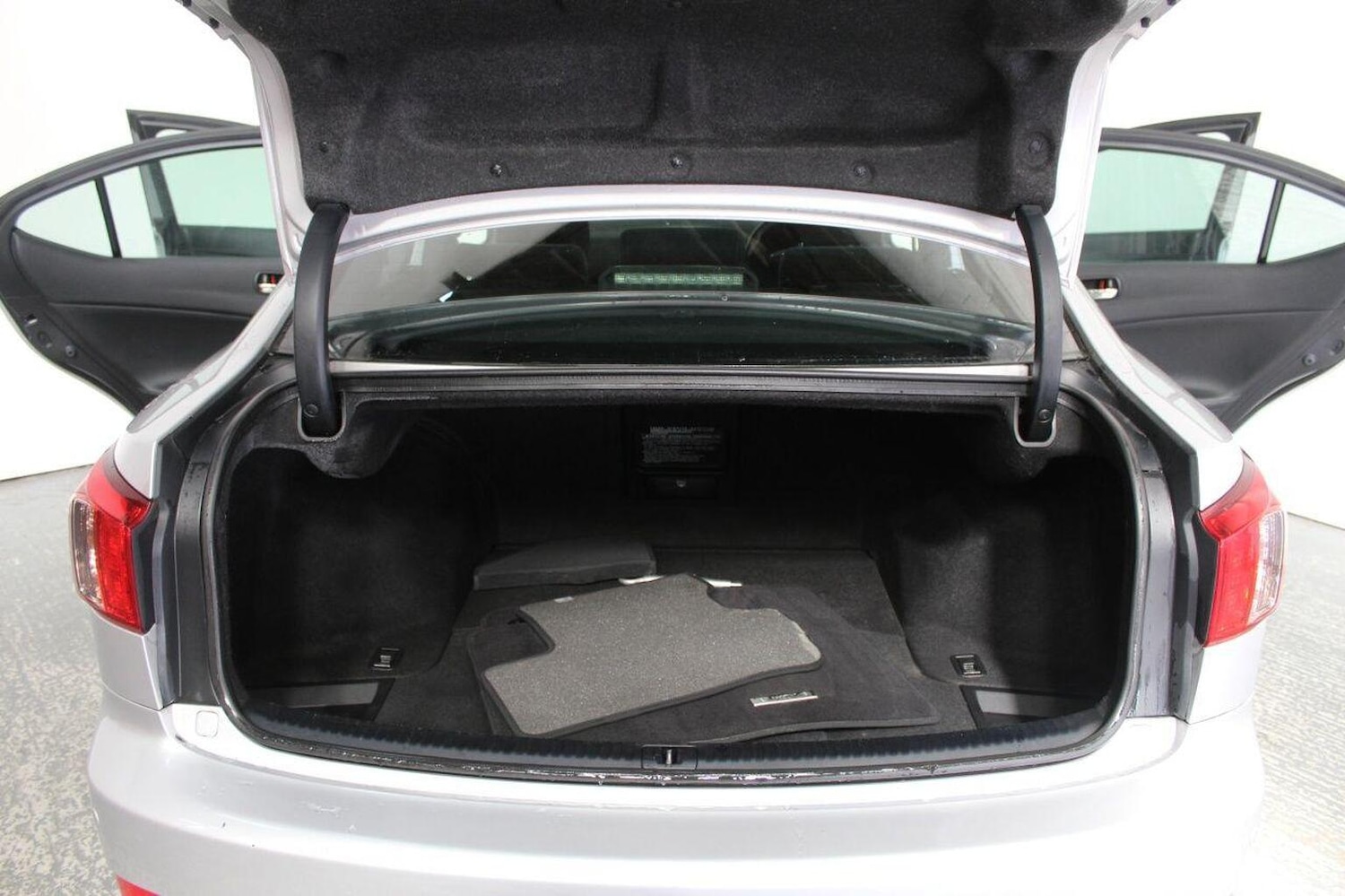 Used Lexus IS 2012 for sale - 77023162: Photo 24