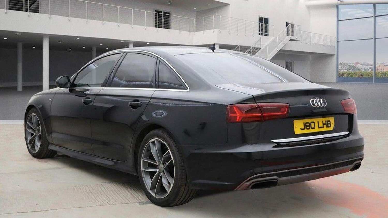 Used Jaguar XF 2015 for sale - 77938077: Photo 5