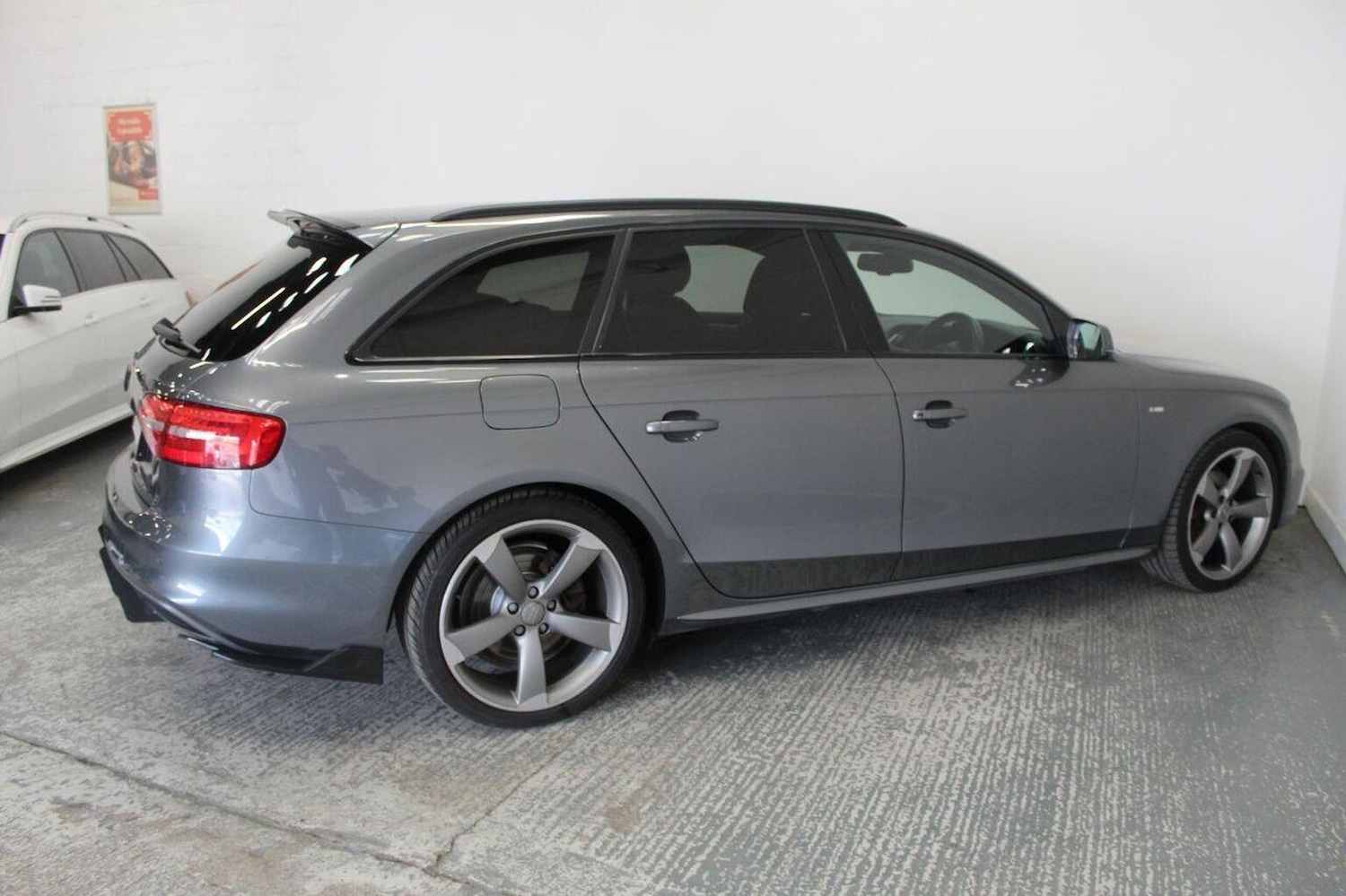 Used Audi A4 Avant 2015 for sale - 76231640: Photo 11