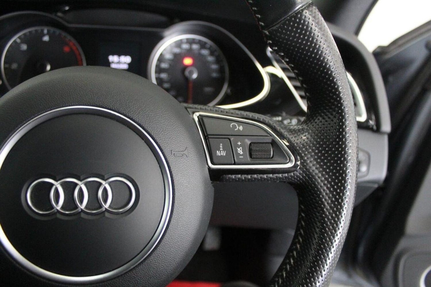 Used Audi A4 Avant 2015 for sale - 76231640: Photo 41